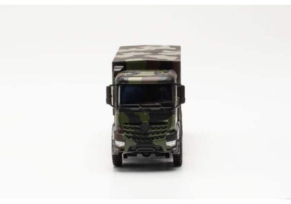 Herpa 746991 1:87 Camouflage Mercedes-Benz Arocs 6x6 Flatbed Truck Diecast Model For Cheap
