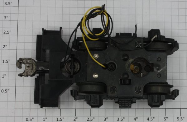 Lionel 18569-150 GP-9 Motor Truck with Black Sides and Pilot Discount